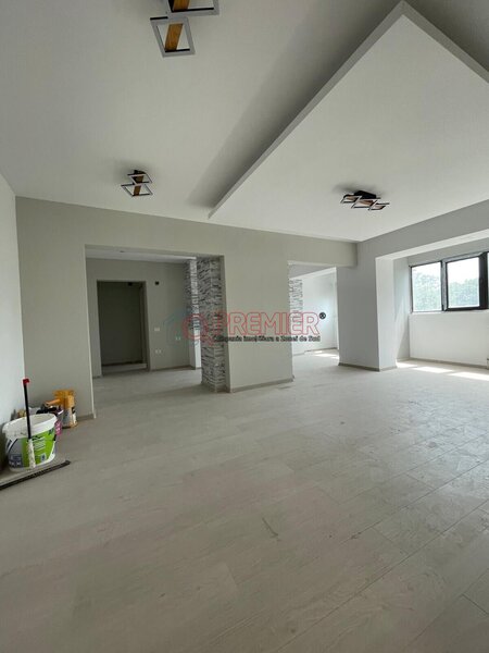 Sector 4, Parc, Tineretului, 3 camere.
