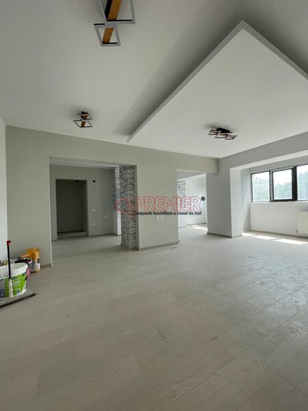 Sector 4, Parc, Tineretului, 3 camere.