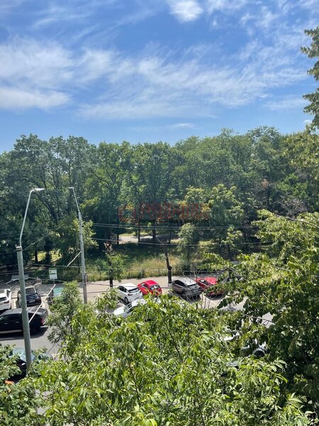 Sector 4, Parc, Tineretului, 3 camere.